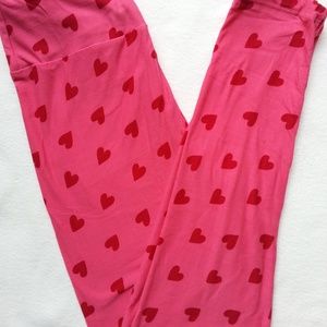 New LuLaRoe Leggings OS Pink w Red hearts